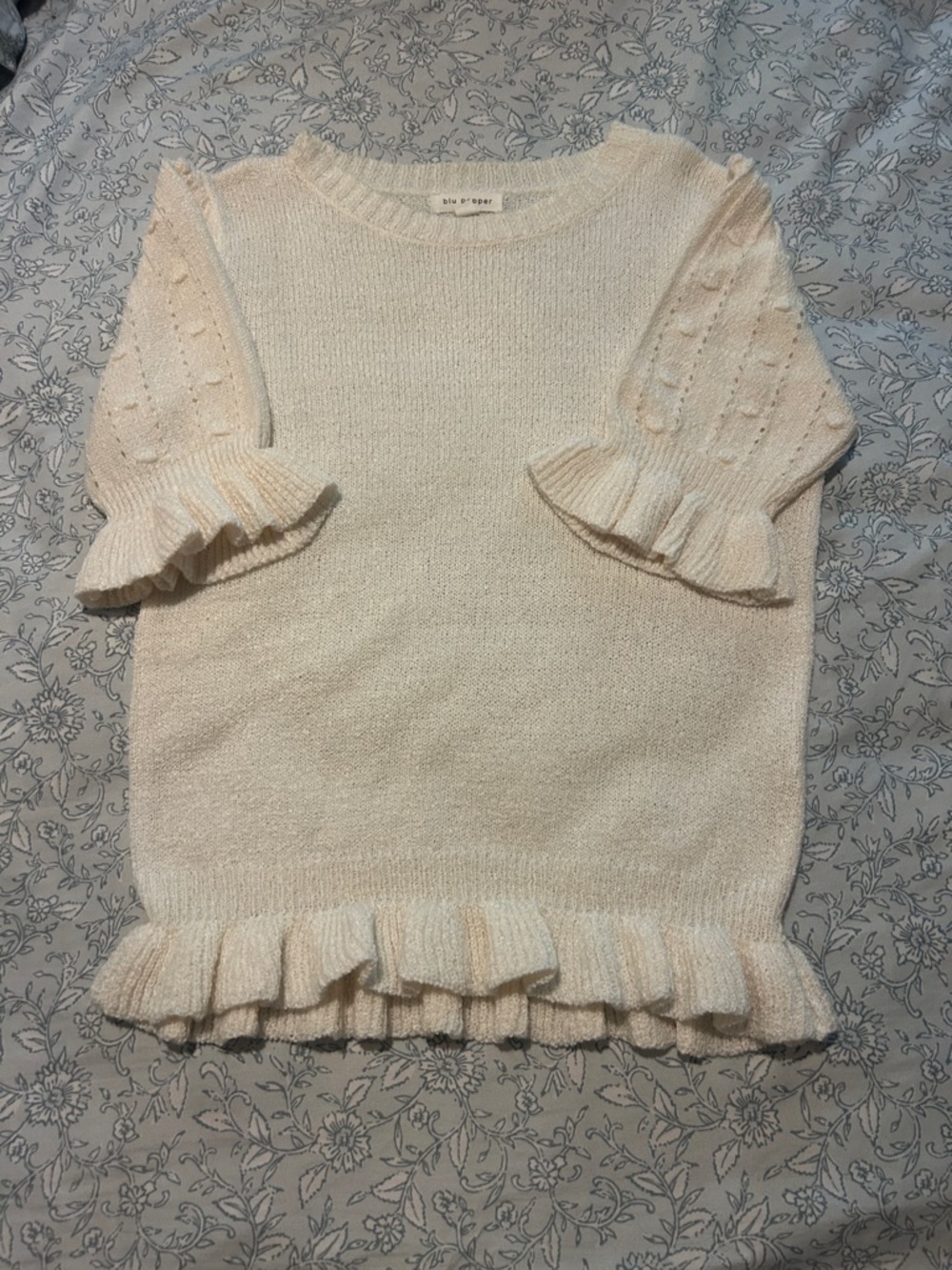 Blu Pepper Cream Ruffle Sleeve Knit Sweater